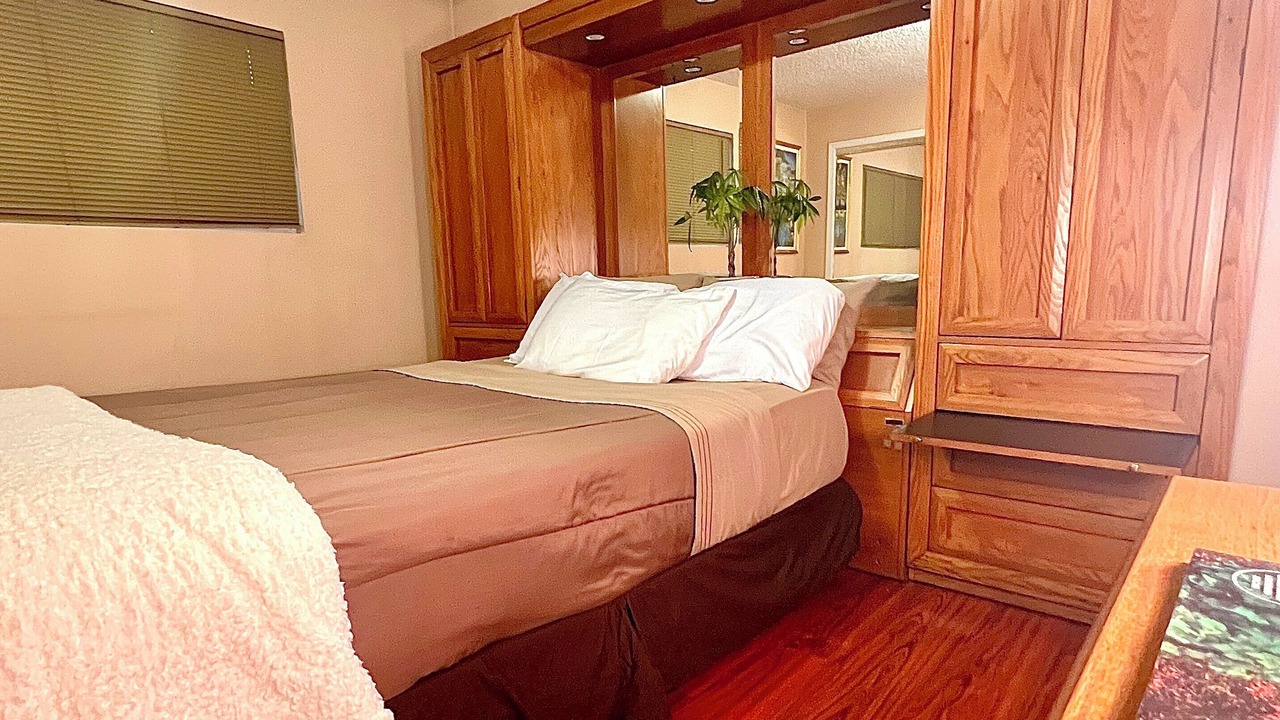 Photo of Bedroom in Crescent City North