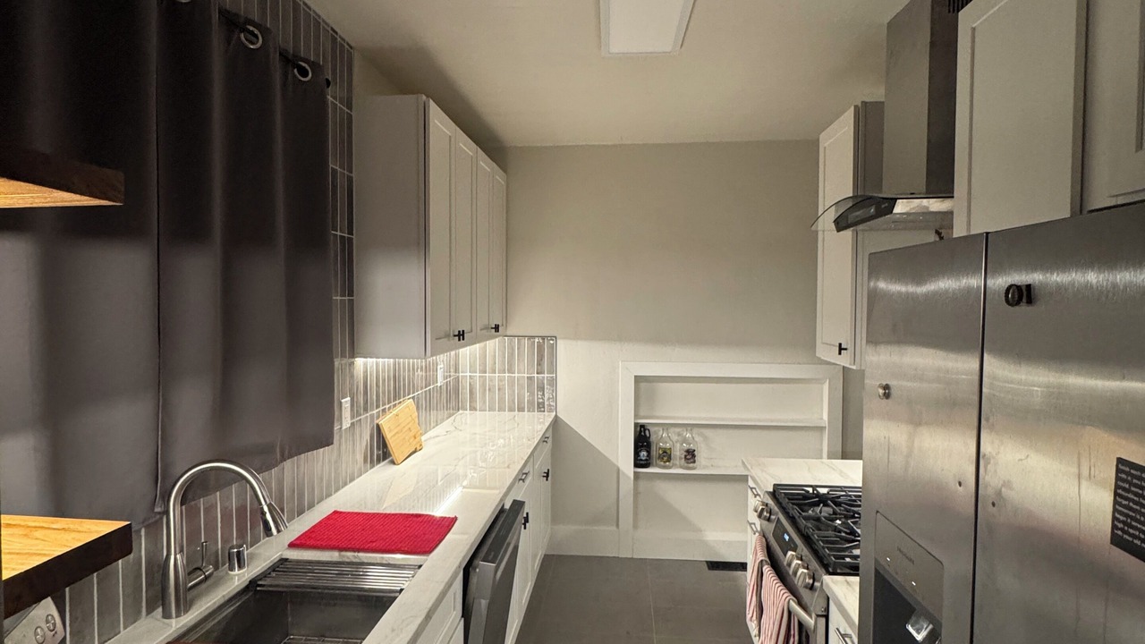 Photo of Kitchen in Central - Terry