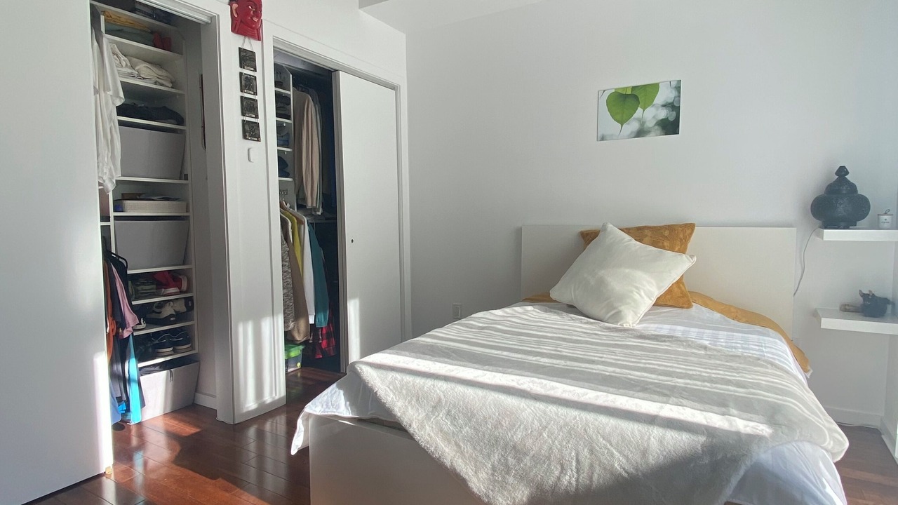 Photo of Bedroom in De Lorimier