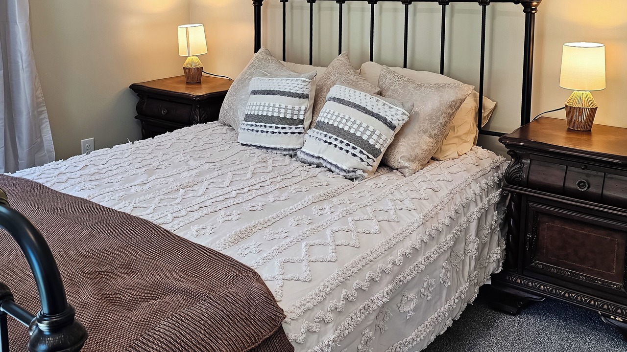 Photo of Bedroom in Red Boiling Springs