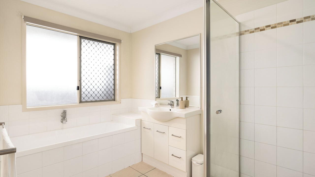 Photo of Bathroom in Acacia Ridge