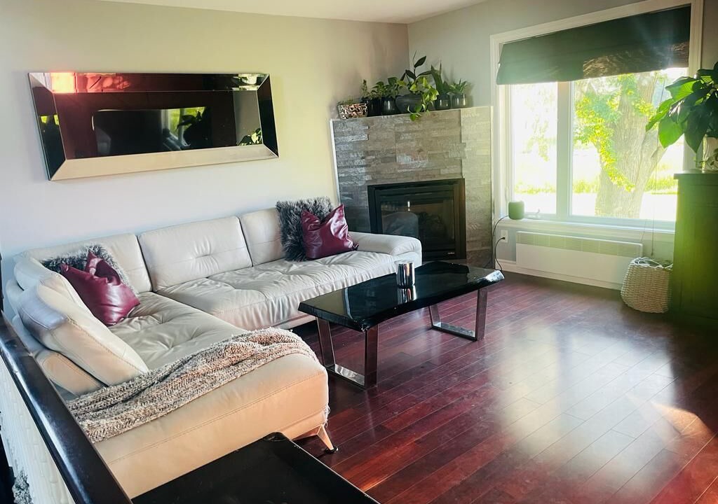 Photo of Bedroom in Communaute-Urbaine-de-l'Outaouais