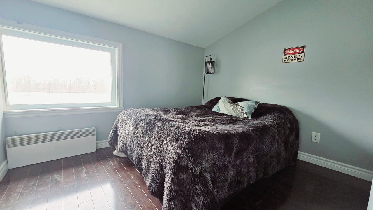 Photo of Bedroom in Communaute-Urbaine-de-l'Outaouais