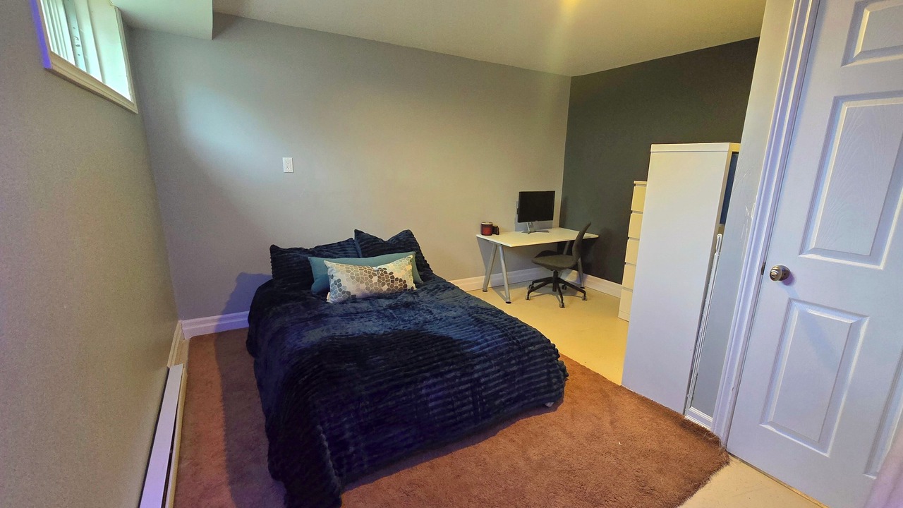 Photo of Bedroom in Communaute-Urbaine-de-l'Outaouais