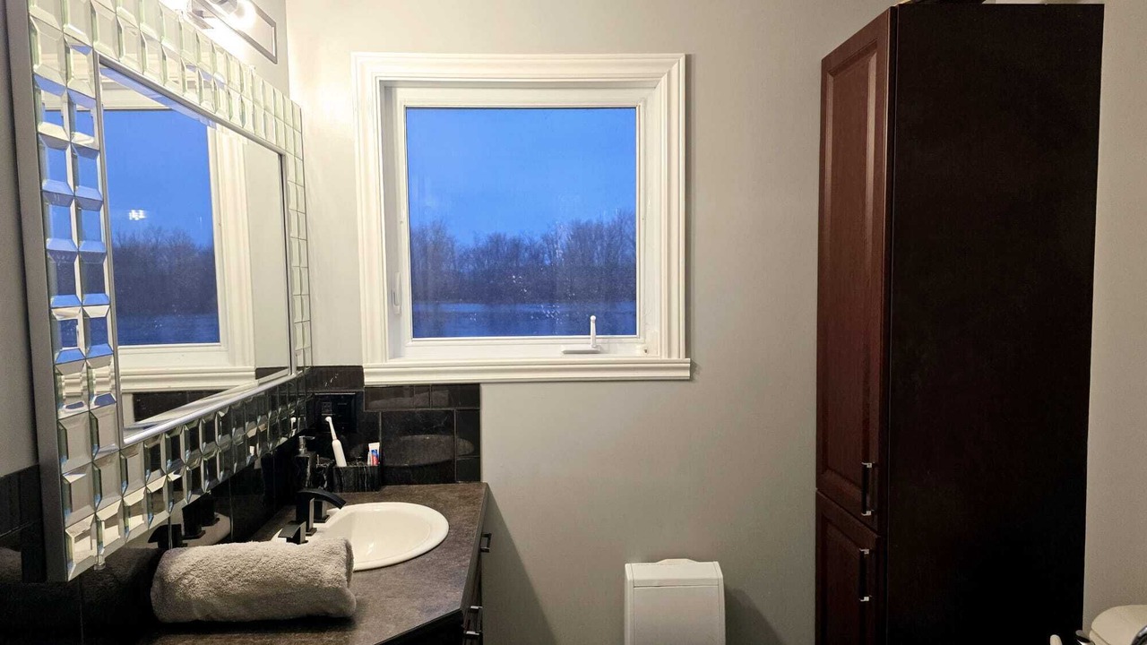 Photo of Bathroom in Communaute-Urbaine-de-l'Outaouais