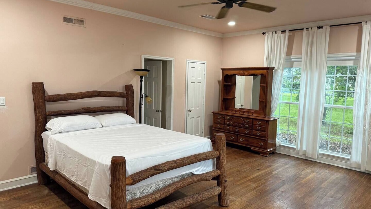 Photo of Bedroom in Missouri City