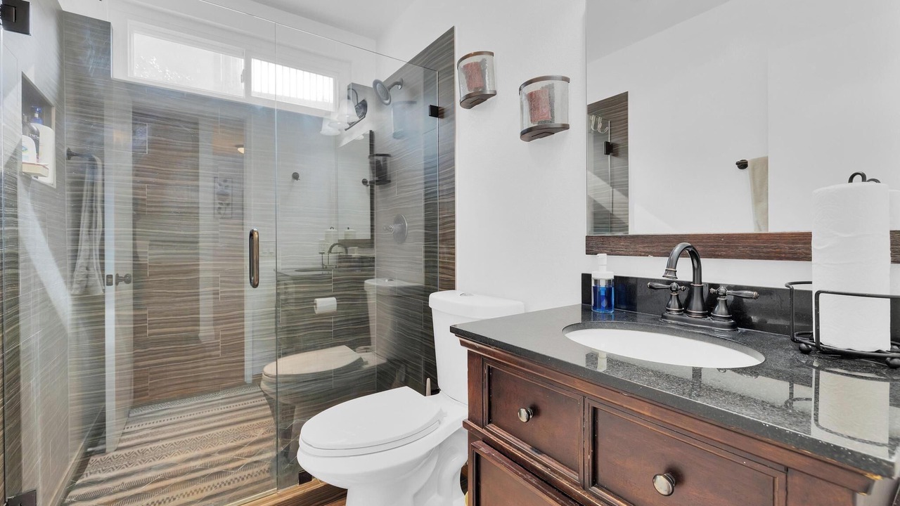 Photo of Bathroom in Bonita Long Canyon
