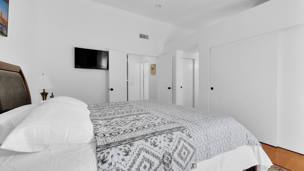 Photo of Bedroom in Bonita Long Canyon