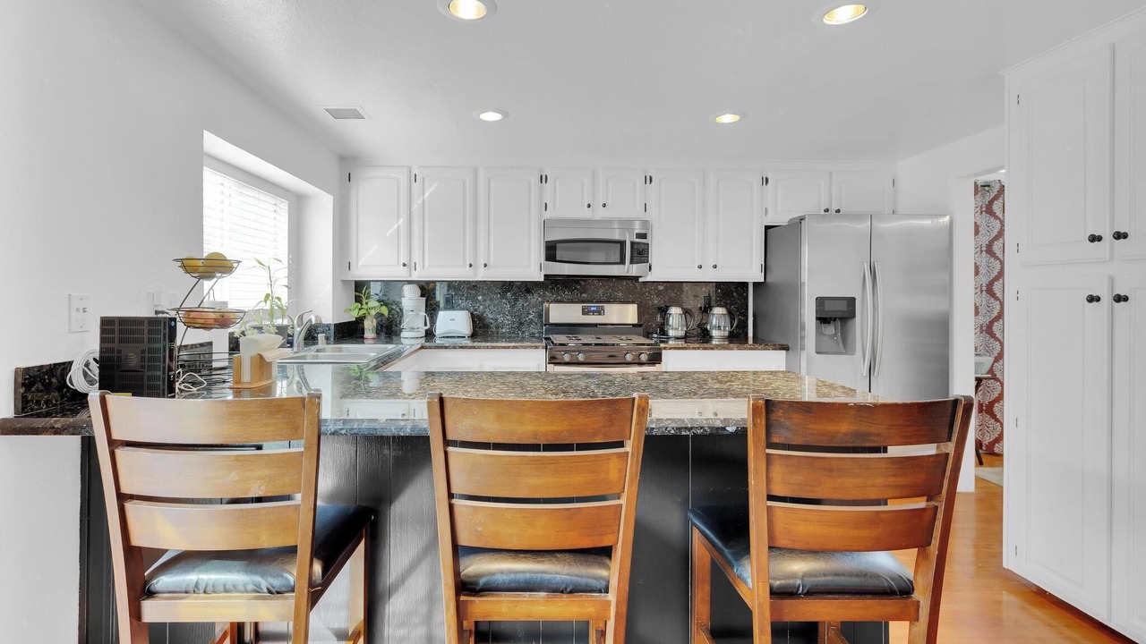 Photo of Kitchen in Bonita Long Canyon