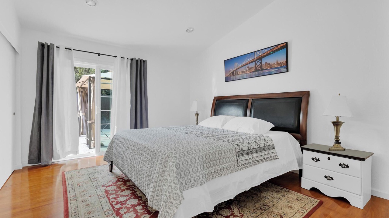 Photo of Bedroom in Bonita Long Canyon