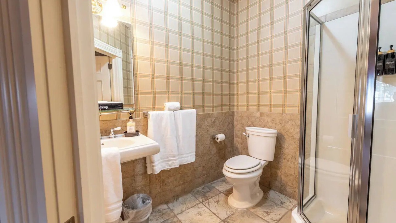 Photo of Bathroom in Geneseo