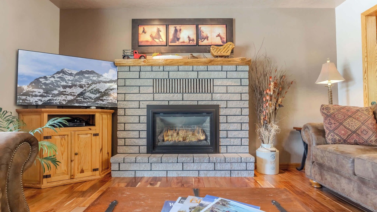 Photo of Livingroom in West Yellowstone