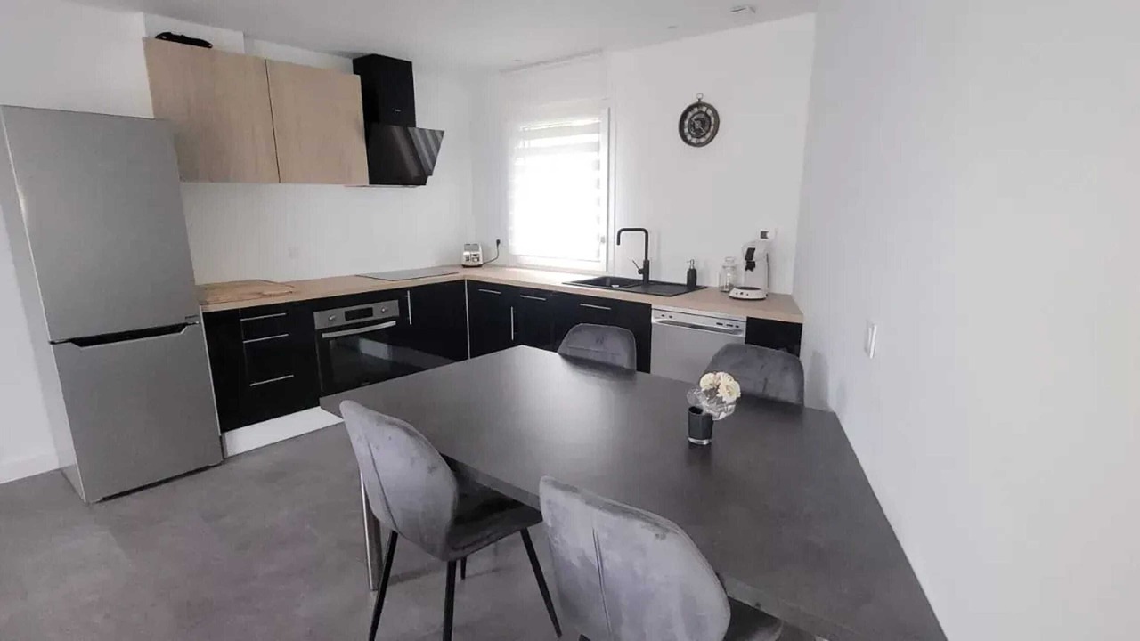 Photo of Others in Casson