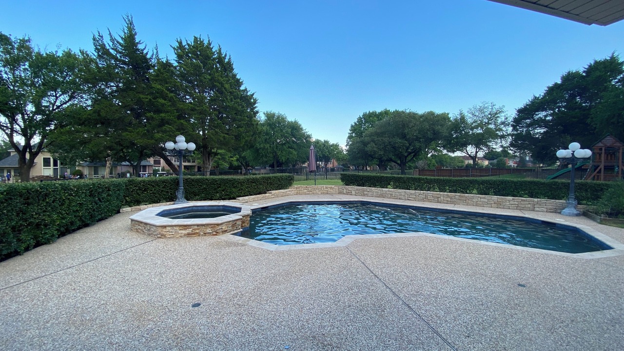 Photo of Outdoor in Garland