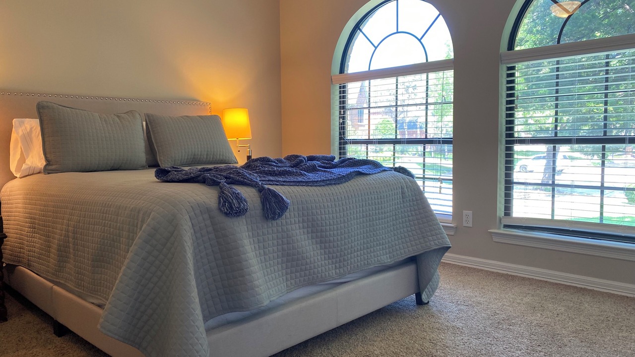 Photo of Bedroom in Garland