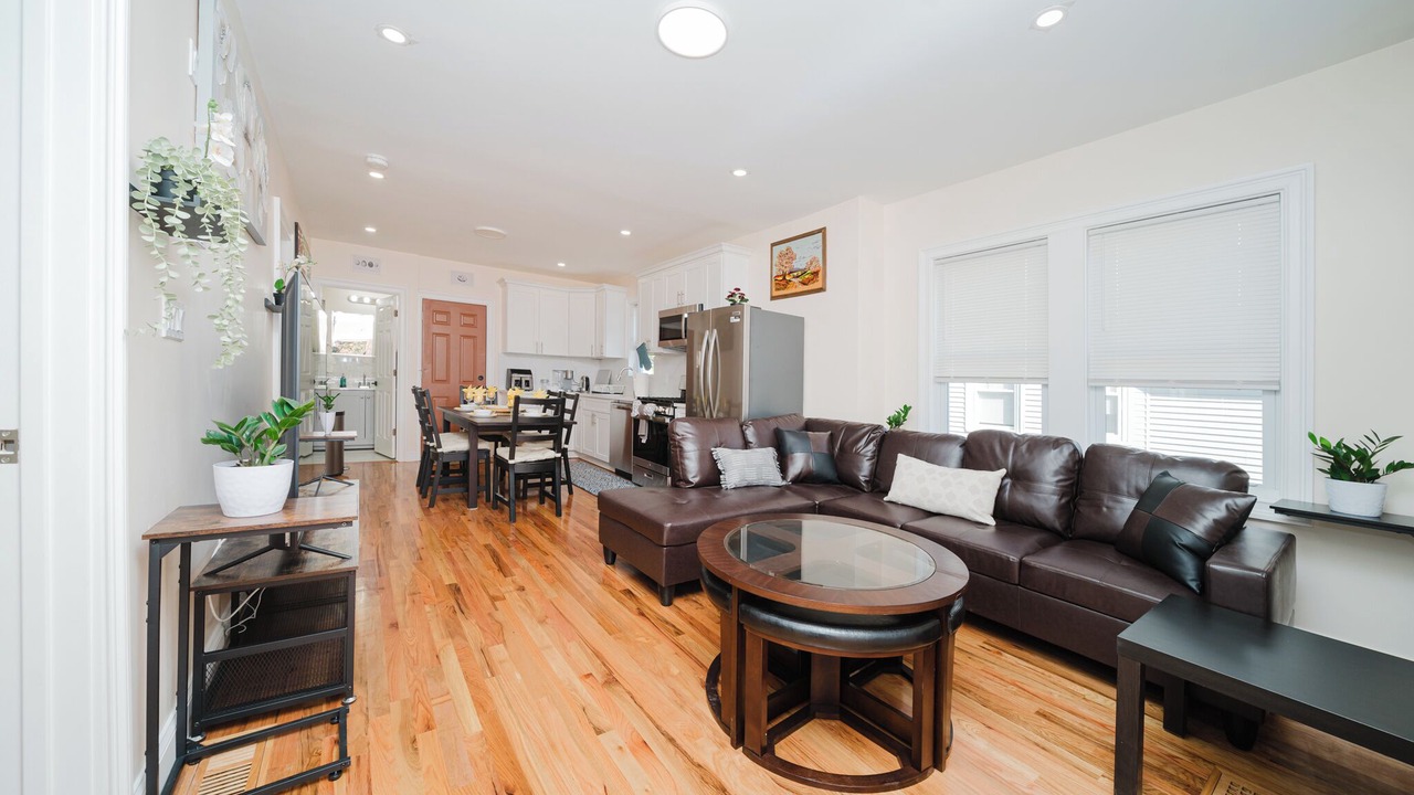 Photo of Livingroom in Milton