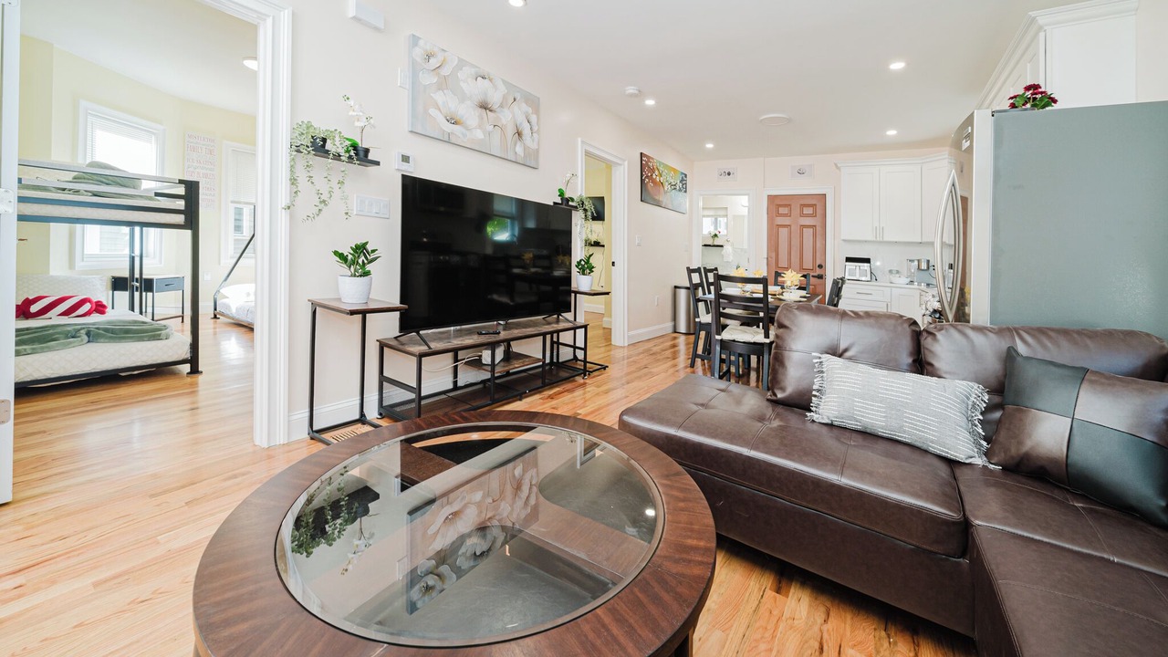 Photo of Livingroom in Milton