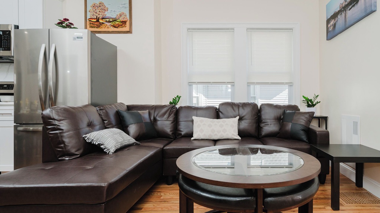 Photo of Livingroom in Milton