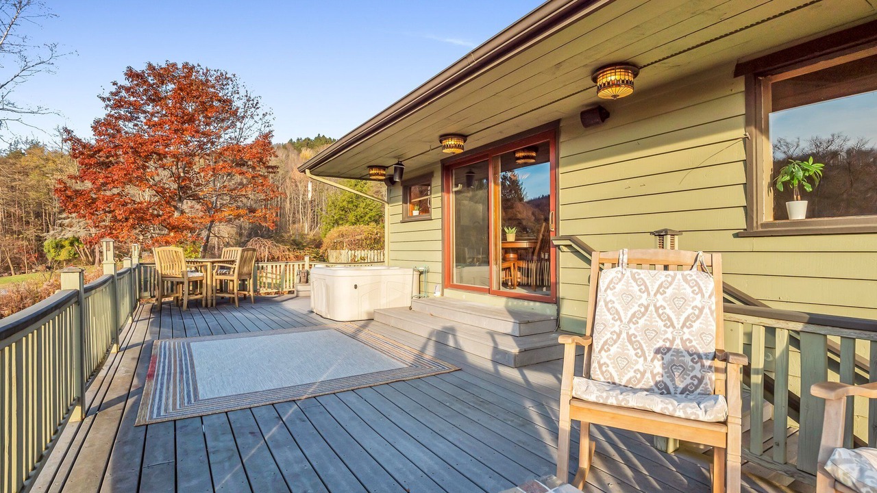 Photo of Patio Balcony in Ellicottville