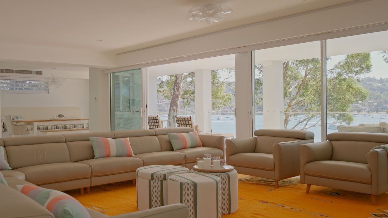 Photo of Livingroom in Newport
