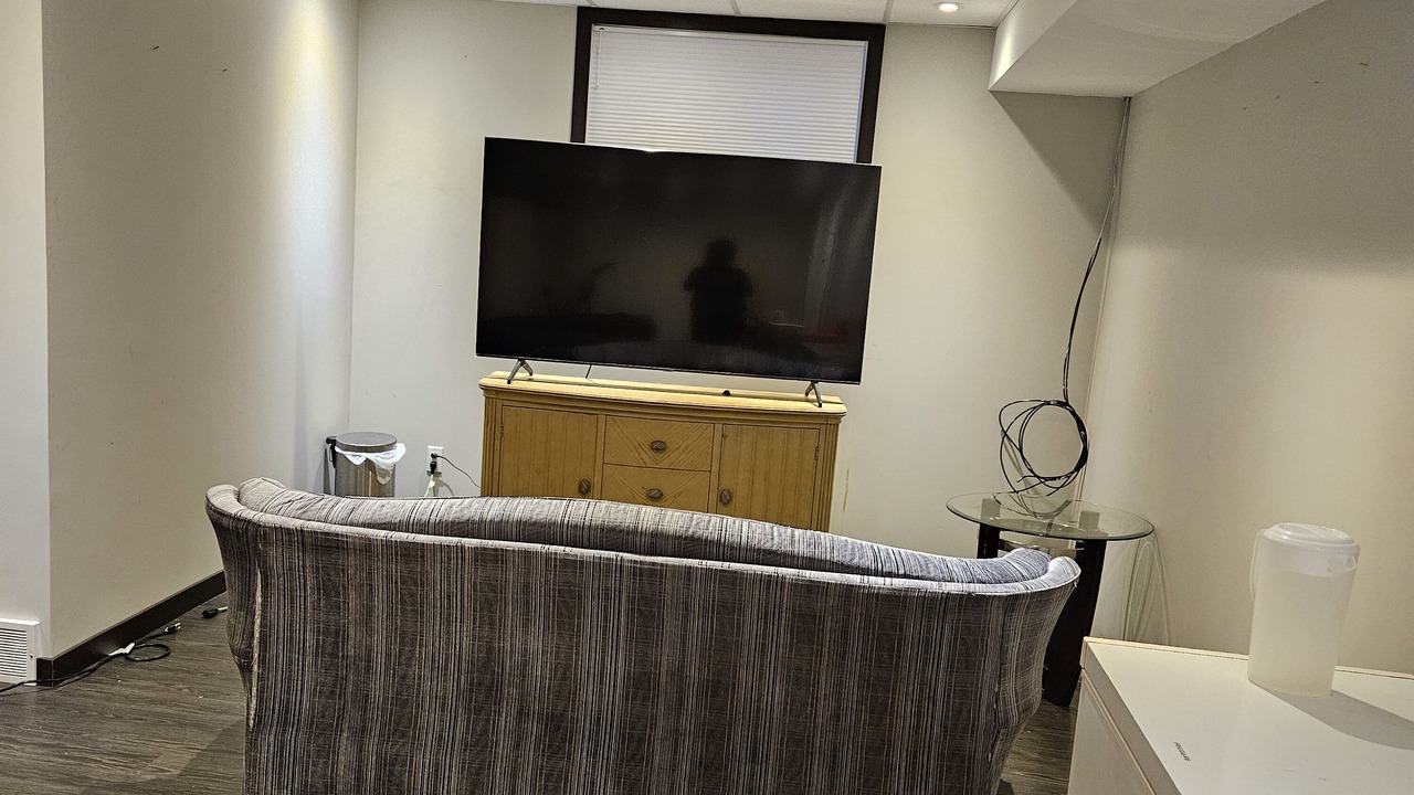 Photo of Livingroom in Morden