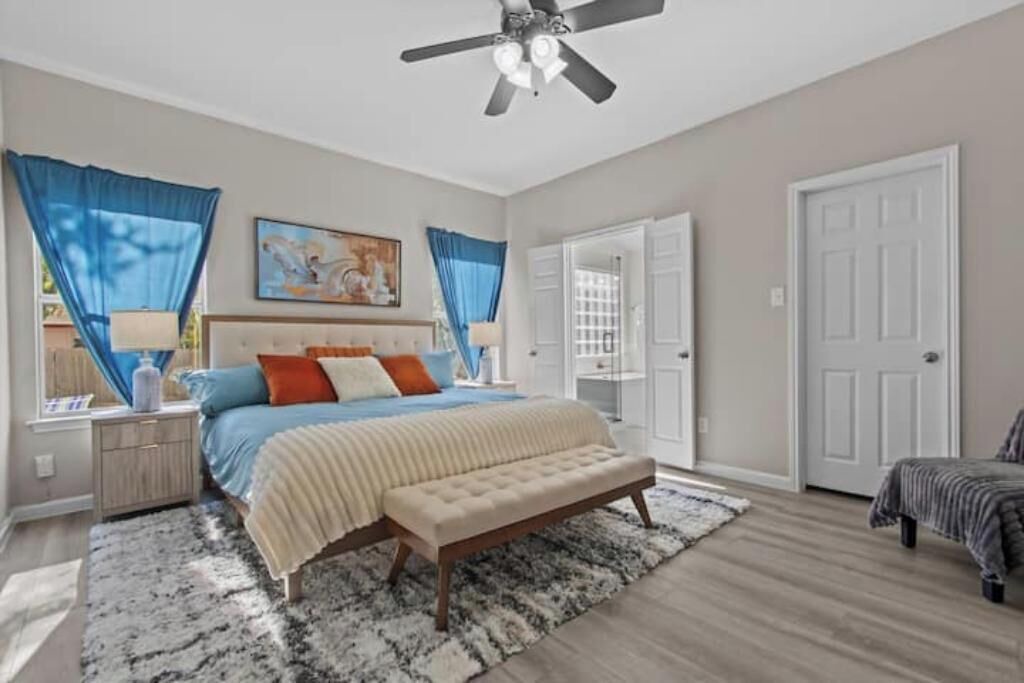 Photo of Bedroom in Willow Run