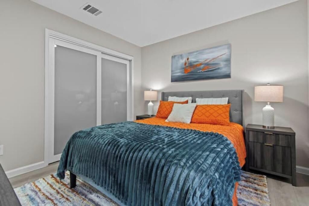 Photo of Bedroom in Willow Run
