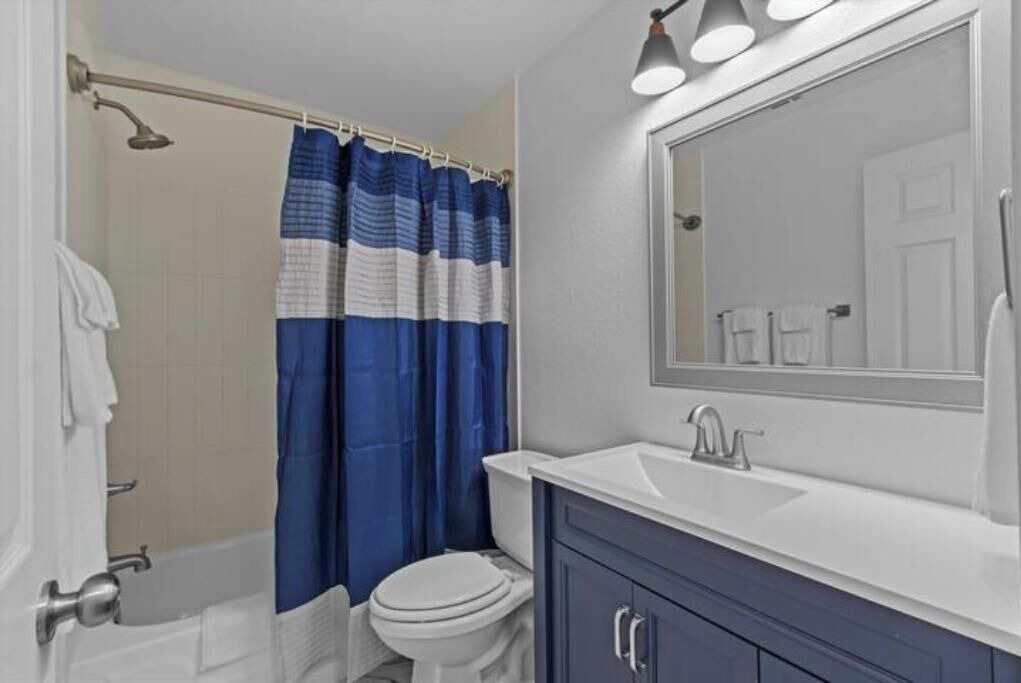 Photo of Bathroom in Willow Run