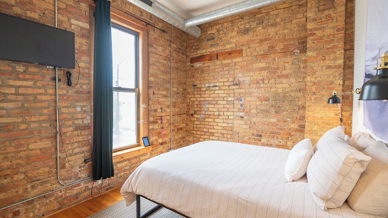 Photo of Bedroom in West Bucktown