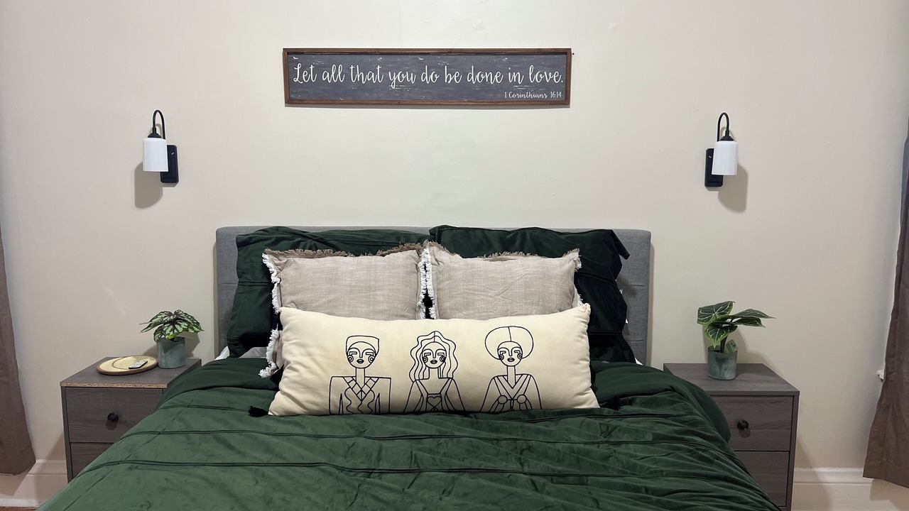 Photo of Bedroom in Utica