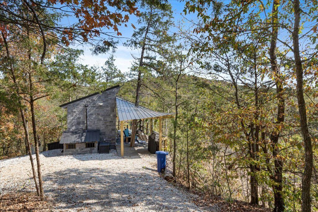 Photo of Outdoor in Rockhouse