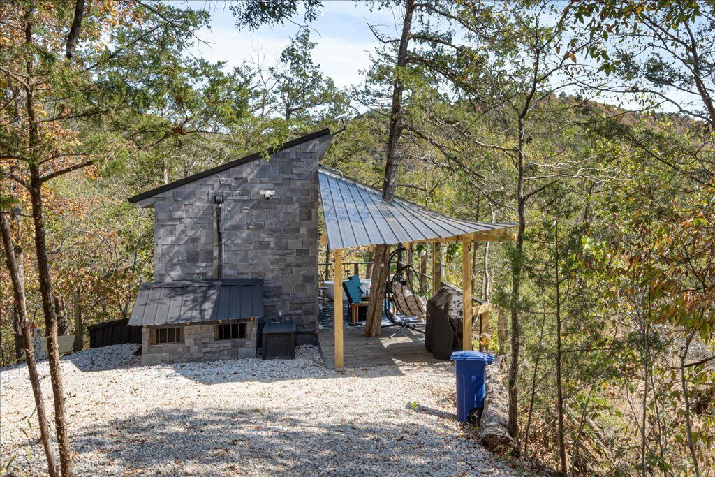 Photo of Outdoor in Rockhouse