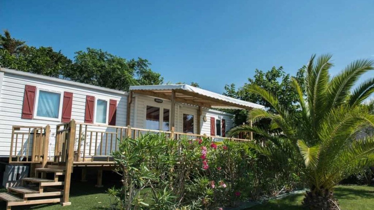 Photo of Outdoor in Litteau