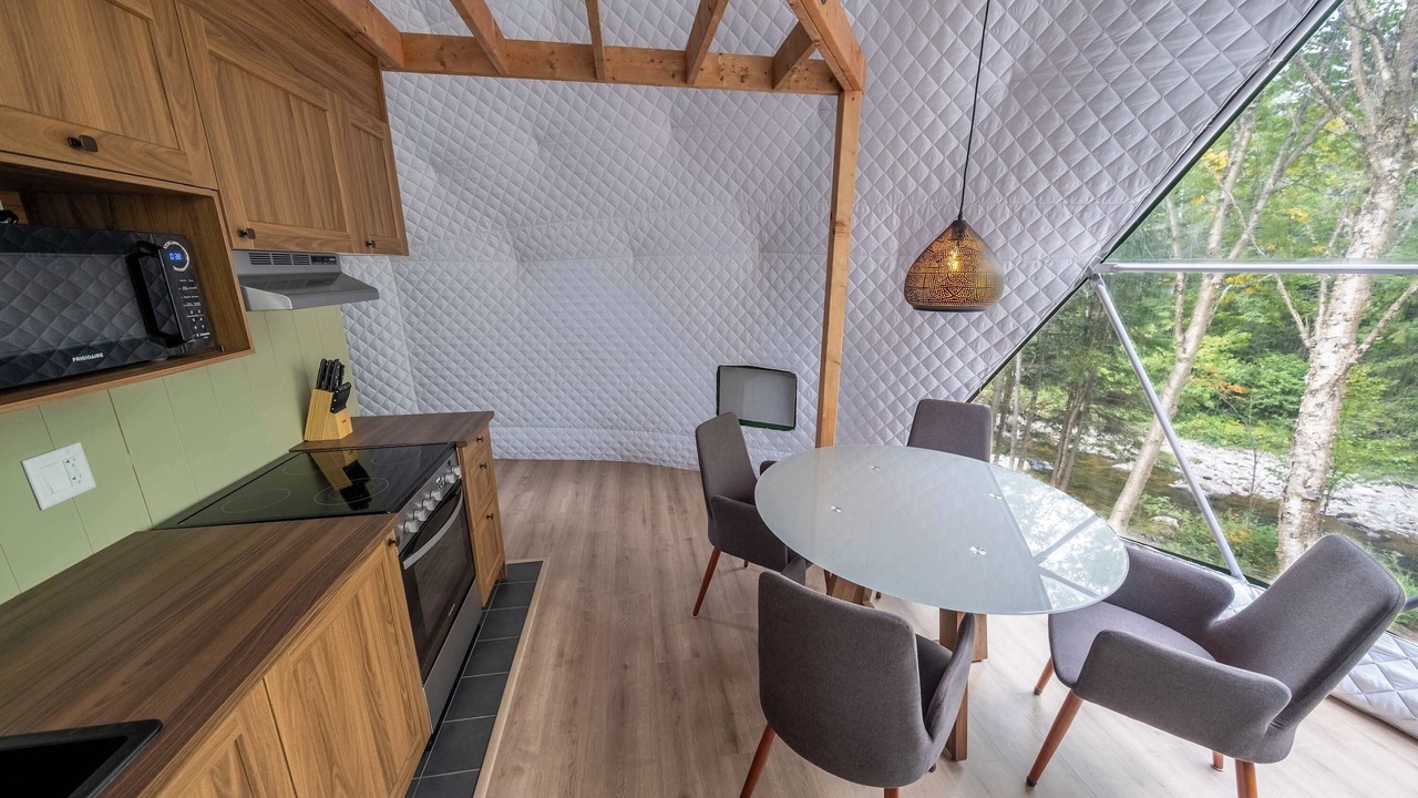 Photo of Kitchen in Notre-Dame-du-Rosaire