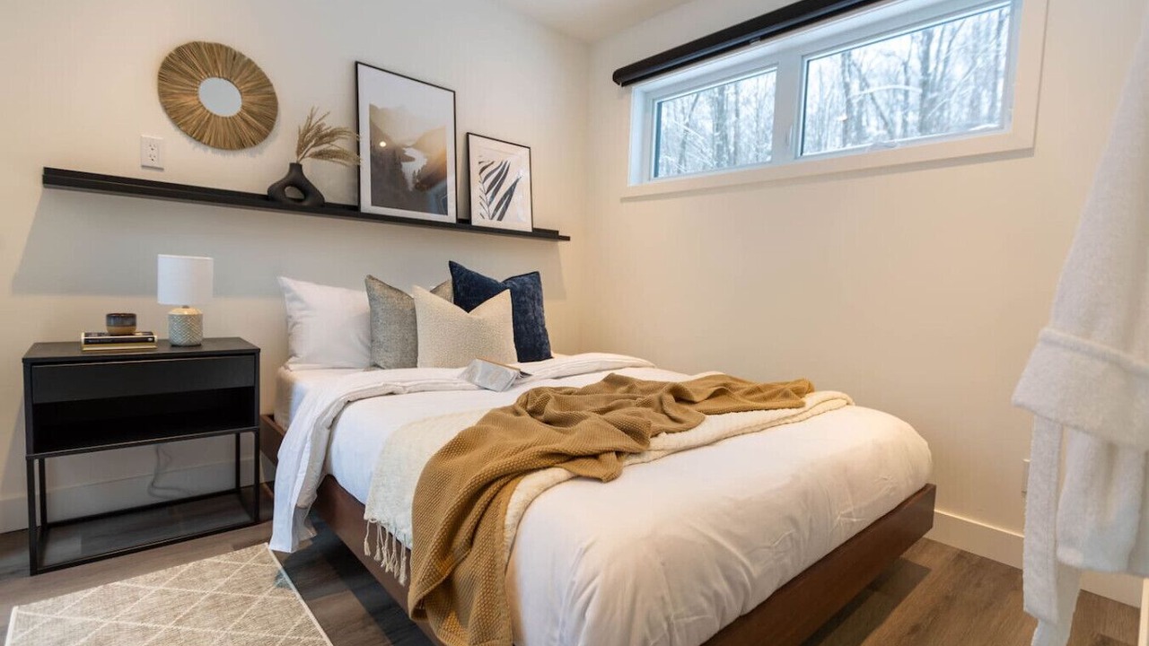 Photo of Bedroom in Pine Hill
