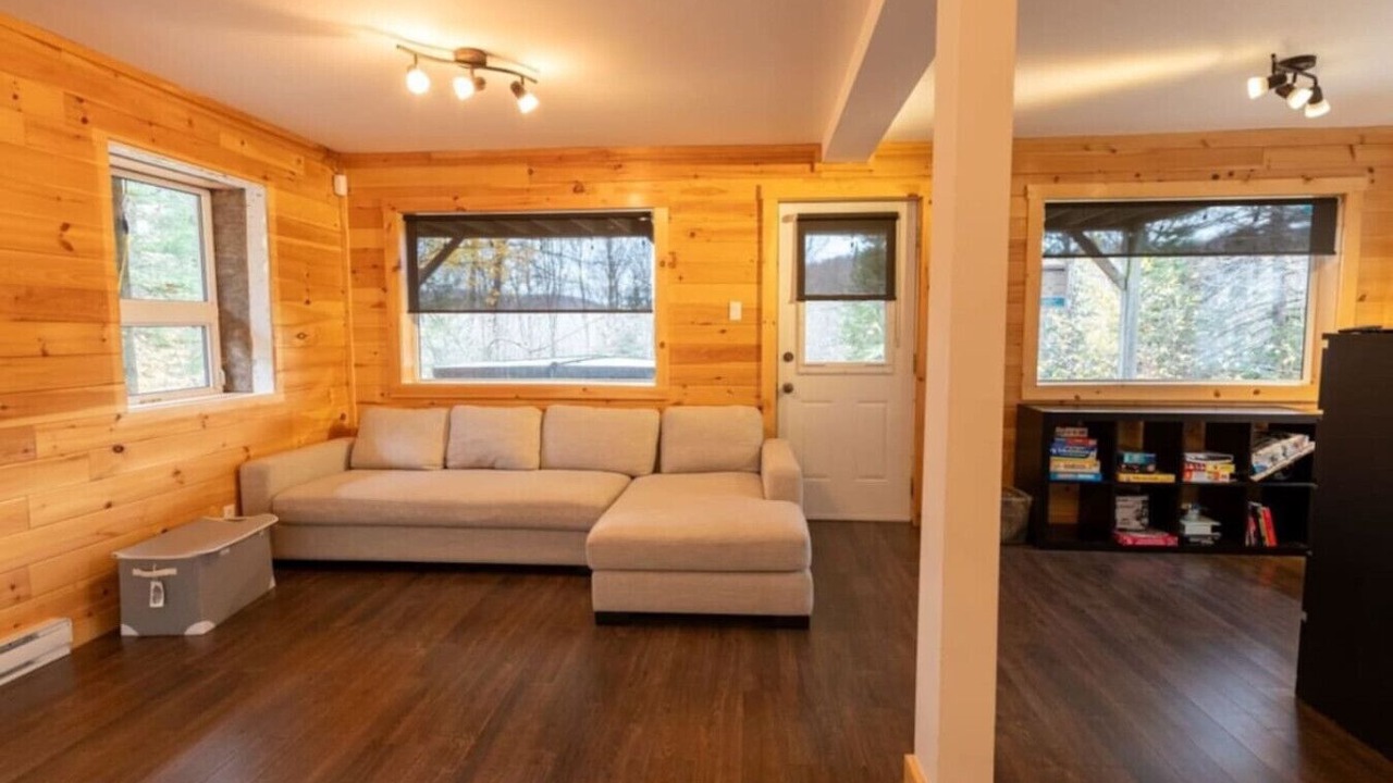 Photo of Livingroom in Val-des-Lacs