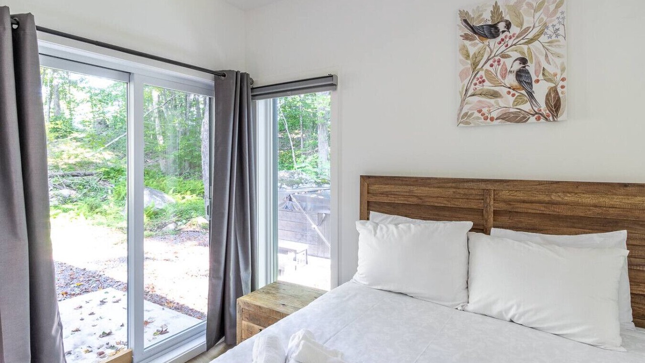 Photo of Bedroom in Argenteuil Regional County Municipality