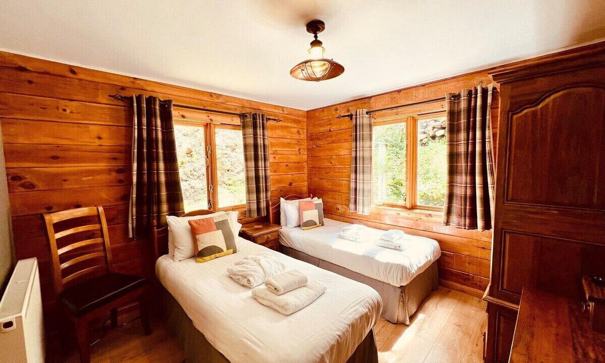 Photo of Bedroom in Foyers