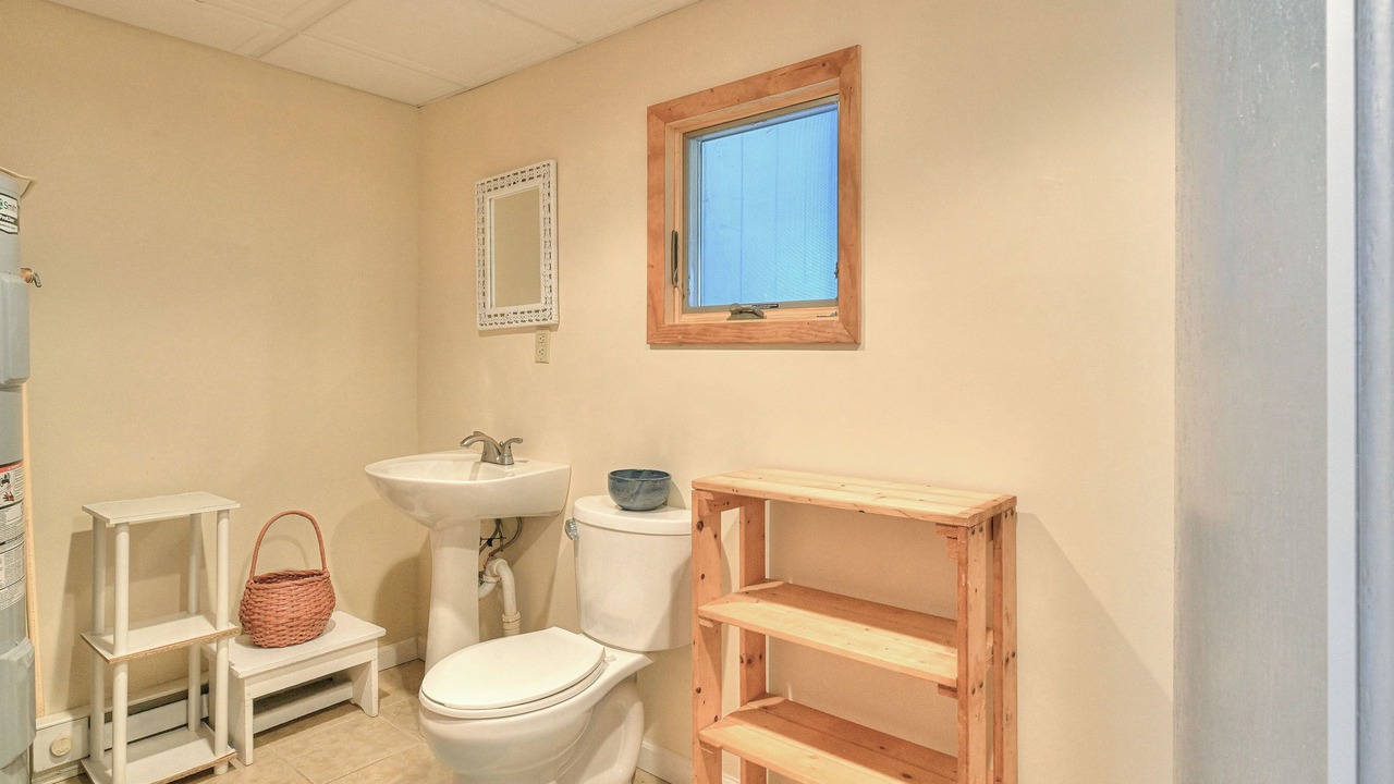 Photo of Bathroom in Broadkill Beach