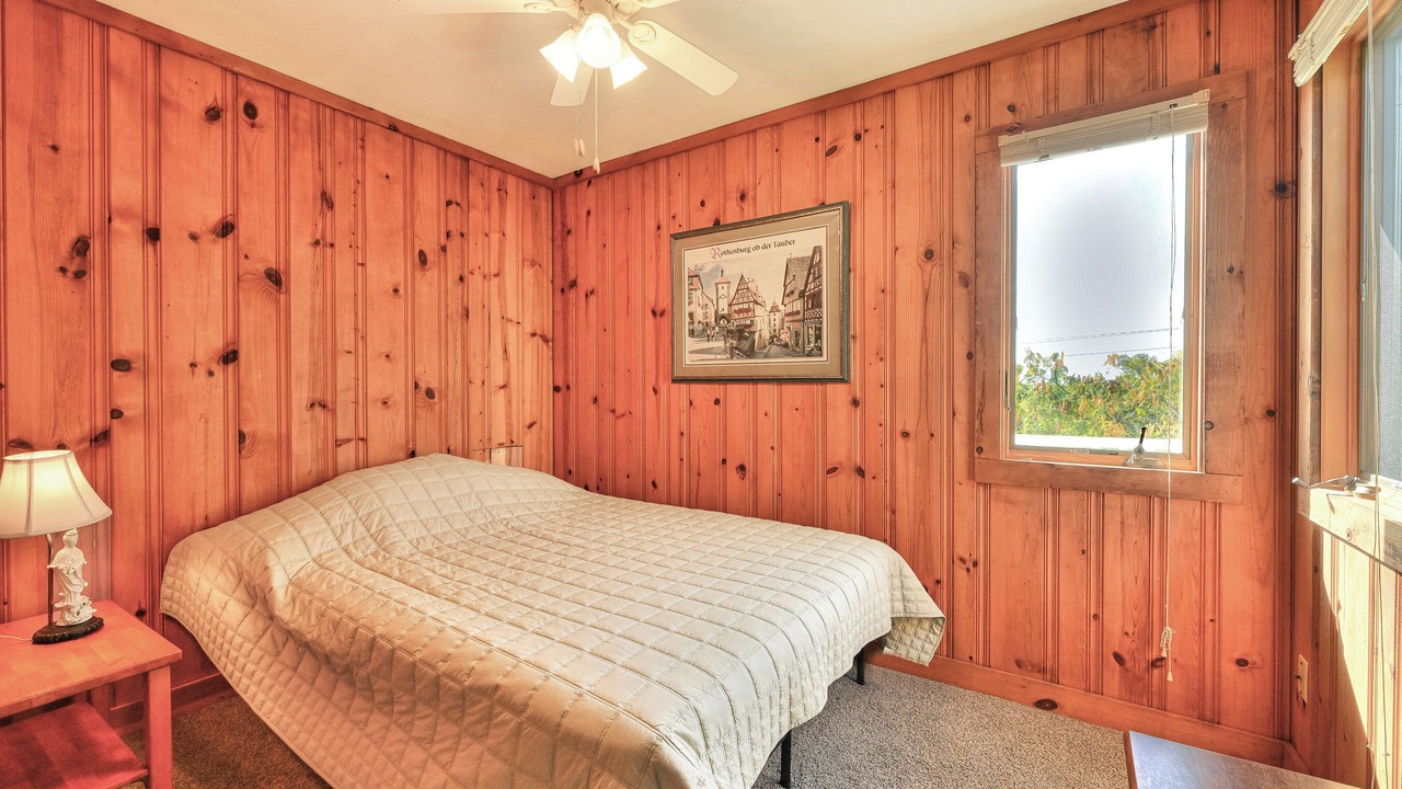 Photo of Bedroom in Broadkill Beach