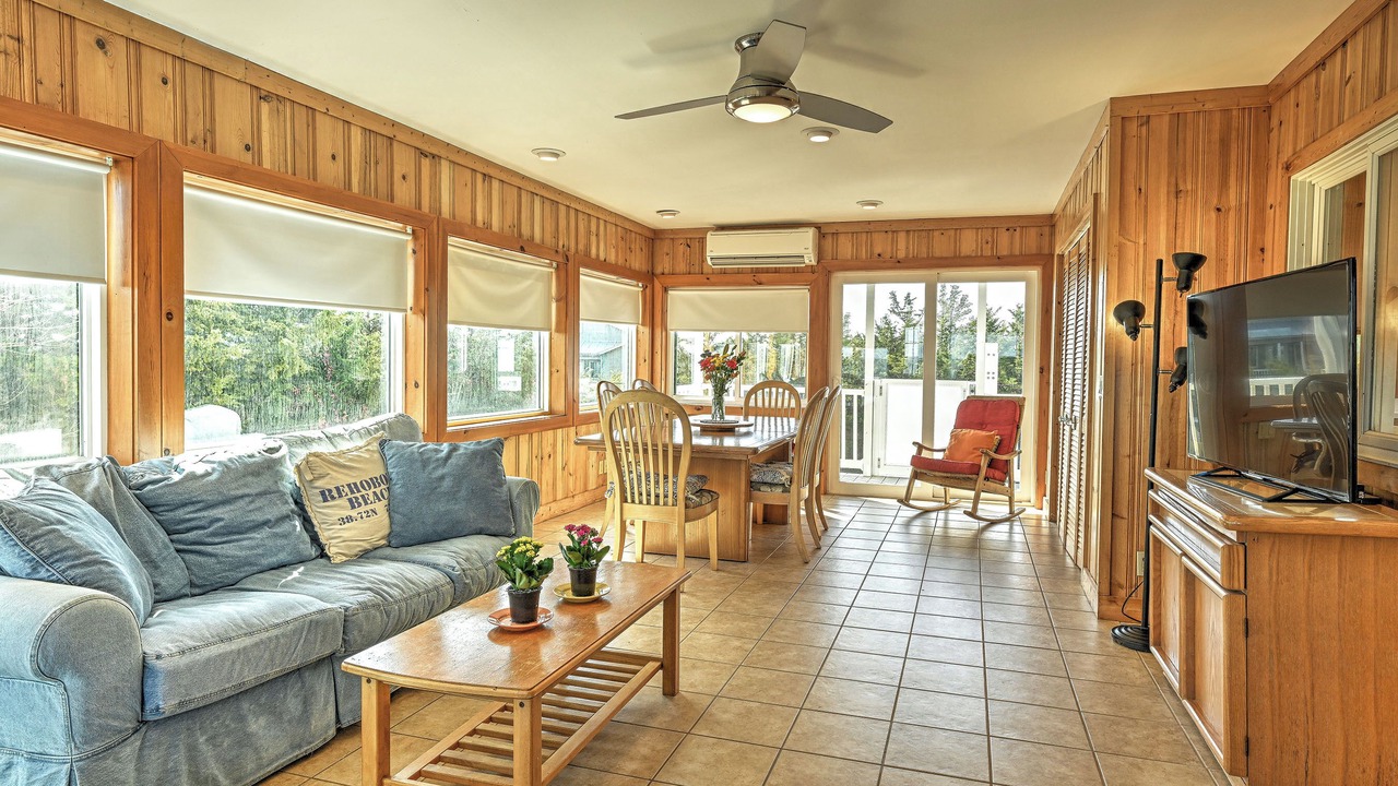Photo of Livingroom in Broadkill Beach