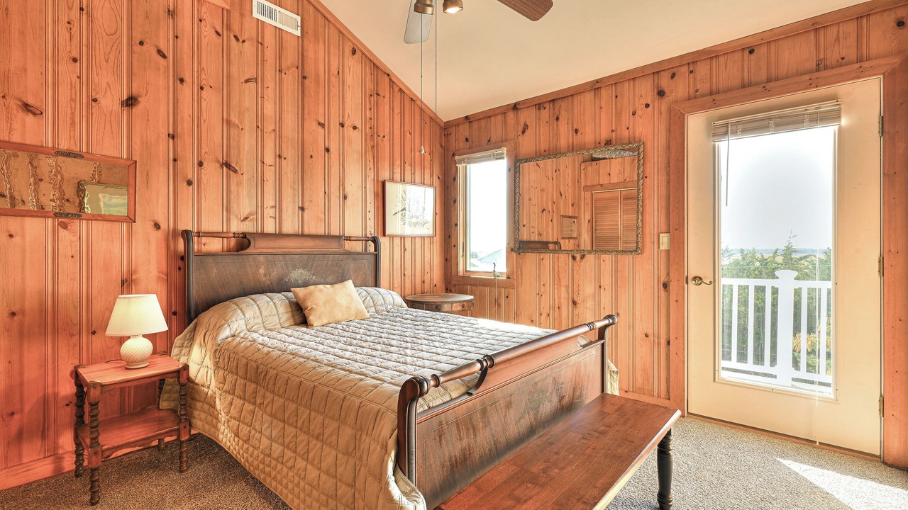Photo of Bedroom in Broadkill Beach