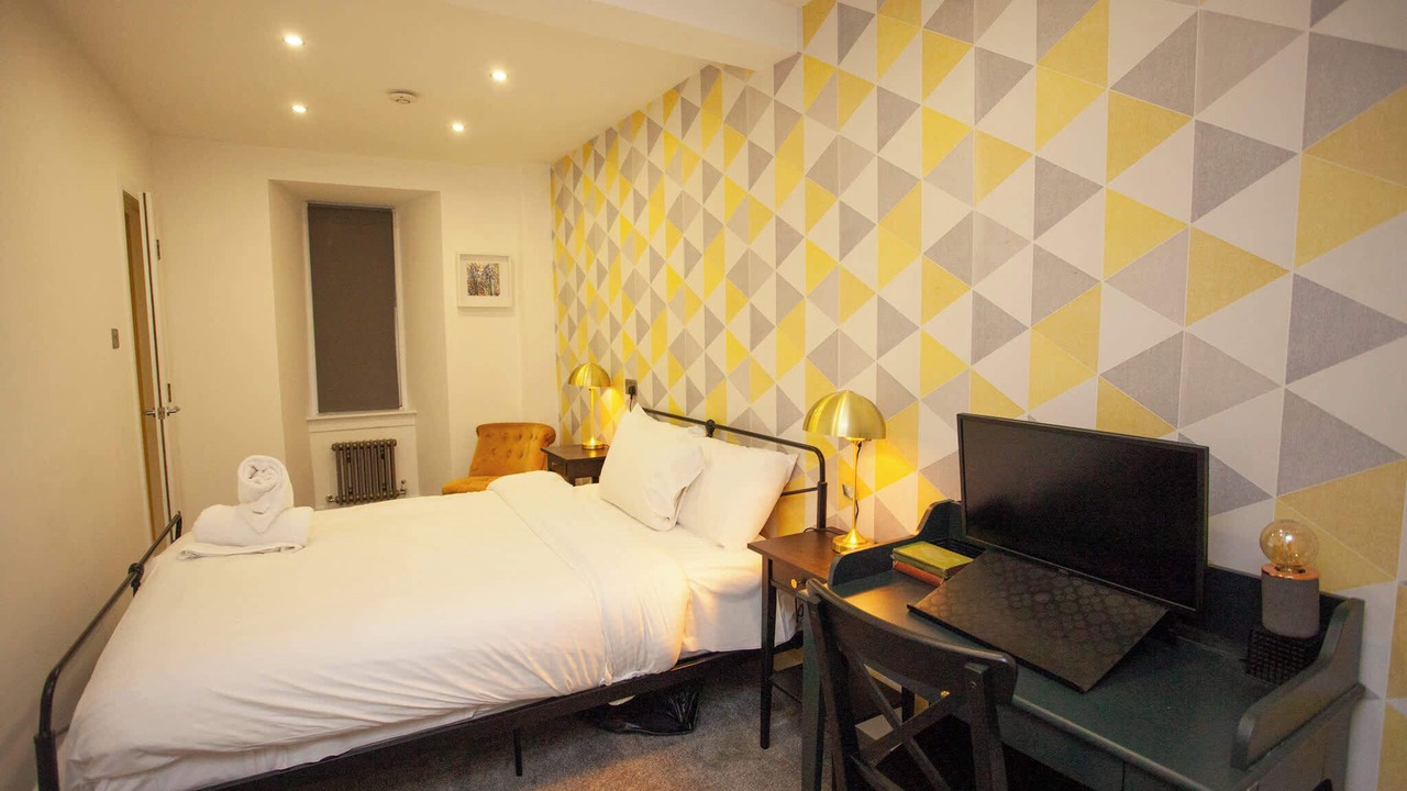 Photo of Others in Kelvinbridge