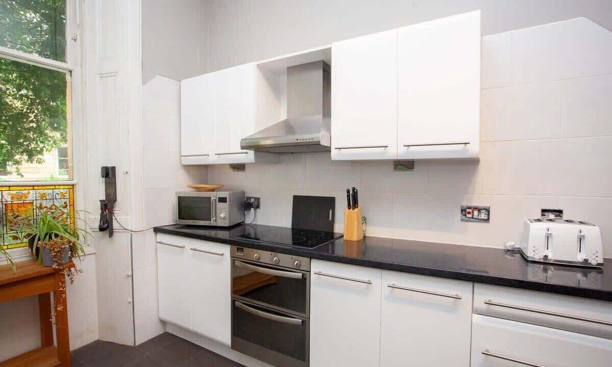 Photo of Kitchen in Kelvinbridge