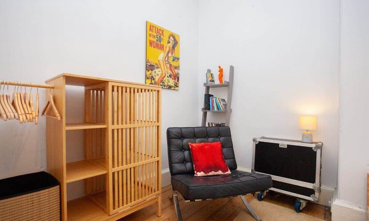 Photo of Others in Kelvinbridge