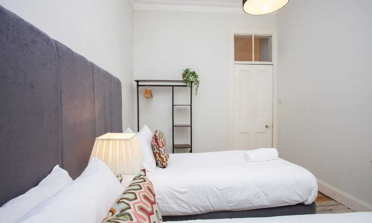 Photo of Bedroom in Kelvinbridge