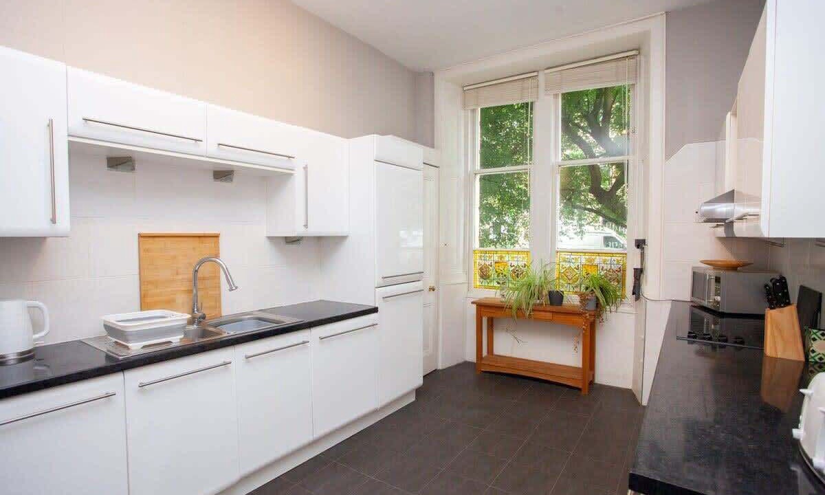 Photo of Kitchen in Kelvinbridge