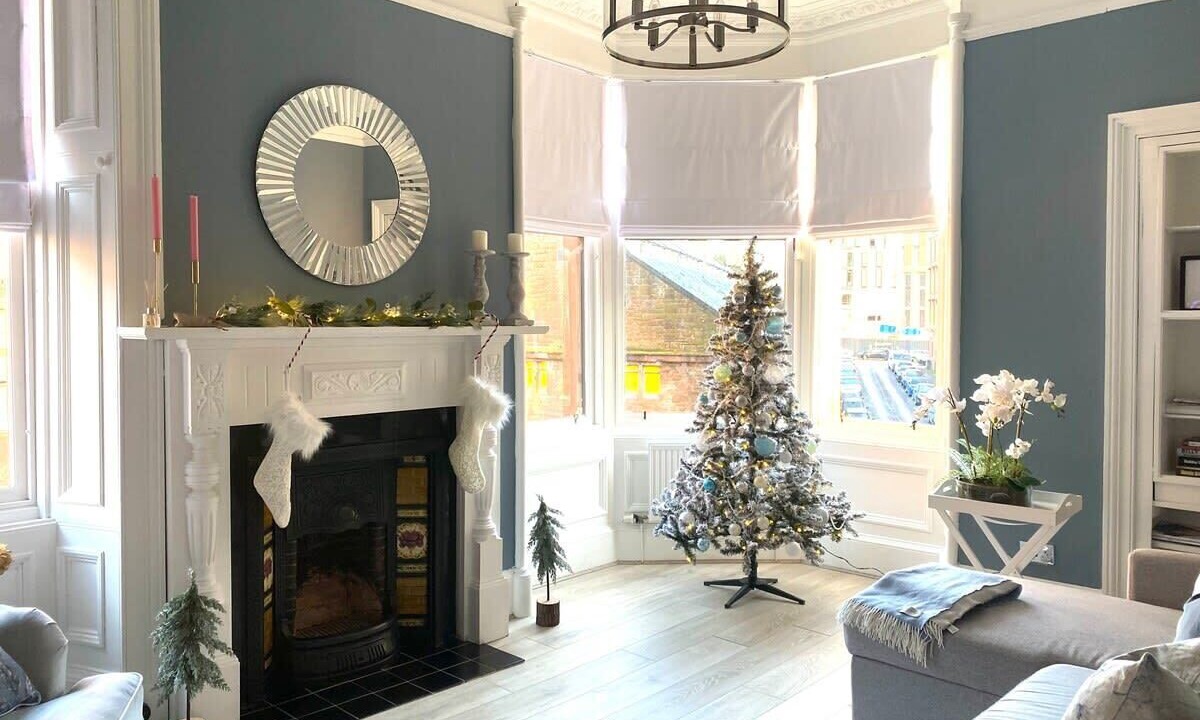 Photo of Livingroom in Glasgow Westend