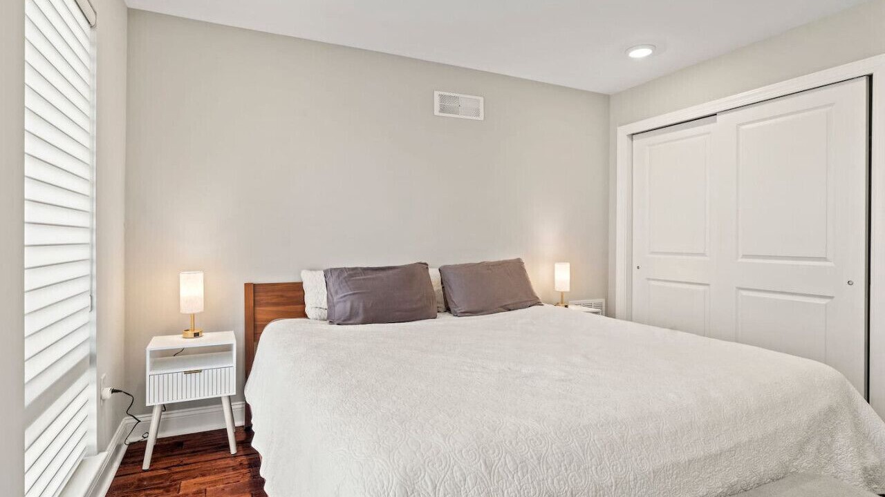 Photo of Bedroom in Graduate Hospital