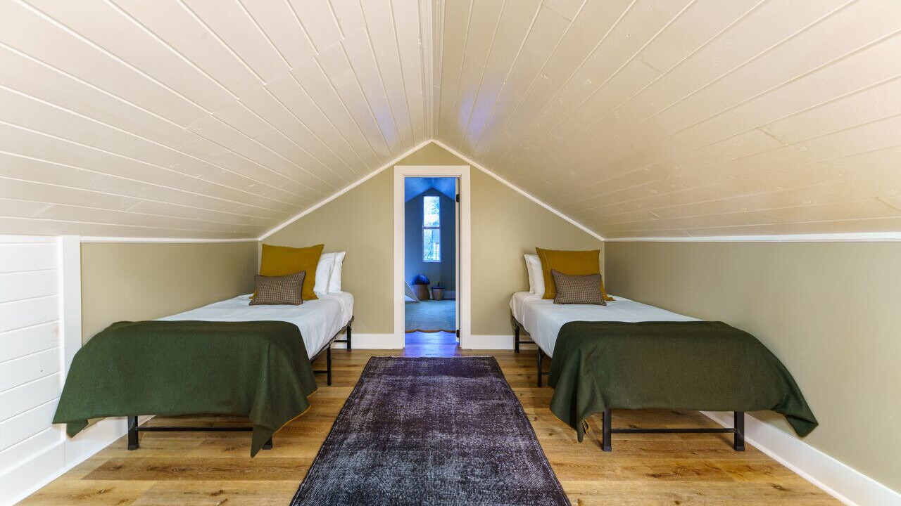 Photo of Bedroom in Ashley Oaks